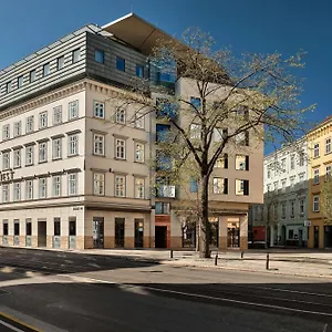 Radisson Blu Triest Hotel, 4* Vienna
