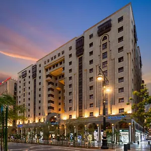 3* Отель Golden Tulip Al Shakreen